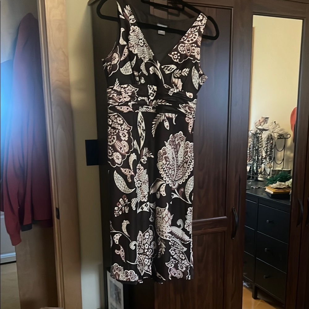 Elegant Brown and White Floral Dress